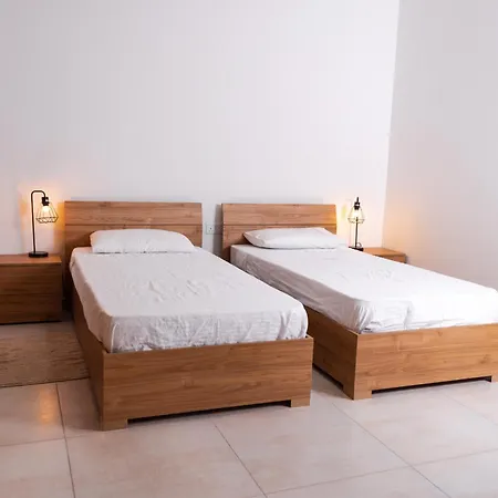 Azure Four * Zurrieq