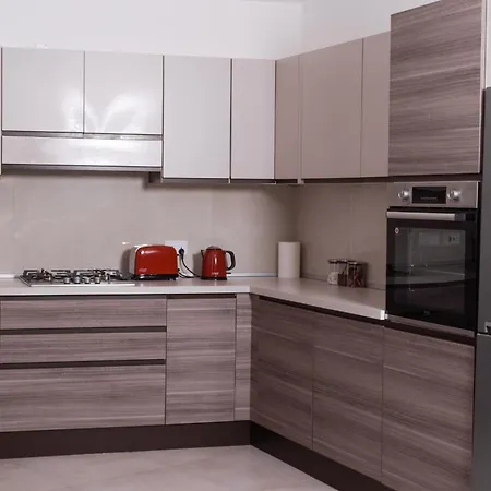 Apartment Azure Four